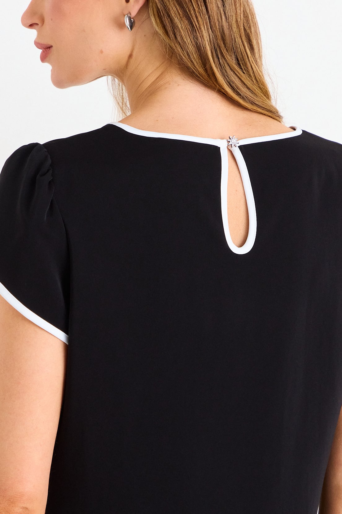 BLUSA LISA SEMIFORMAL NEGRO MUJER ASH - 2