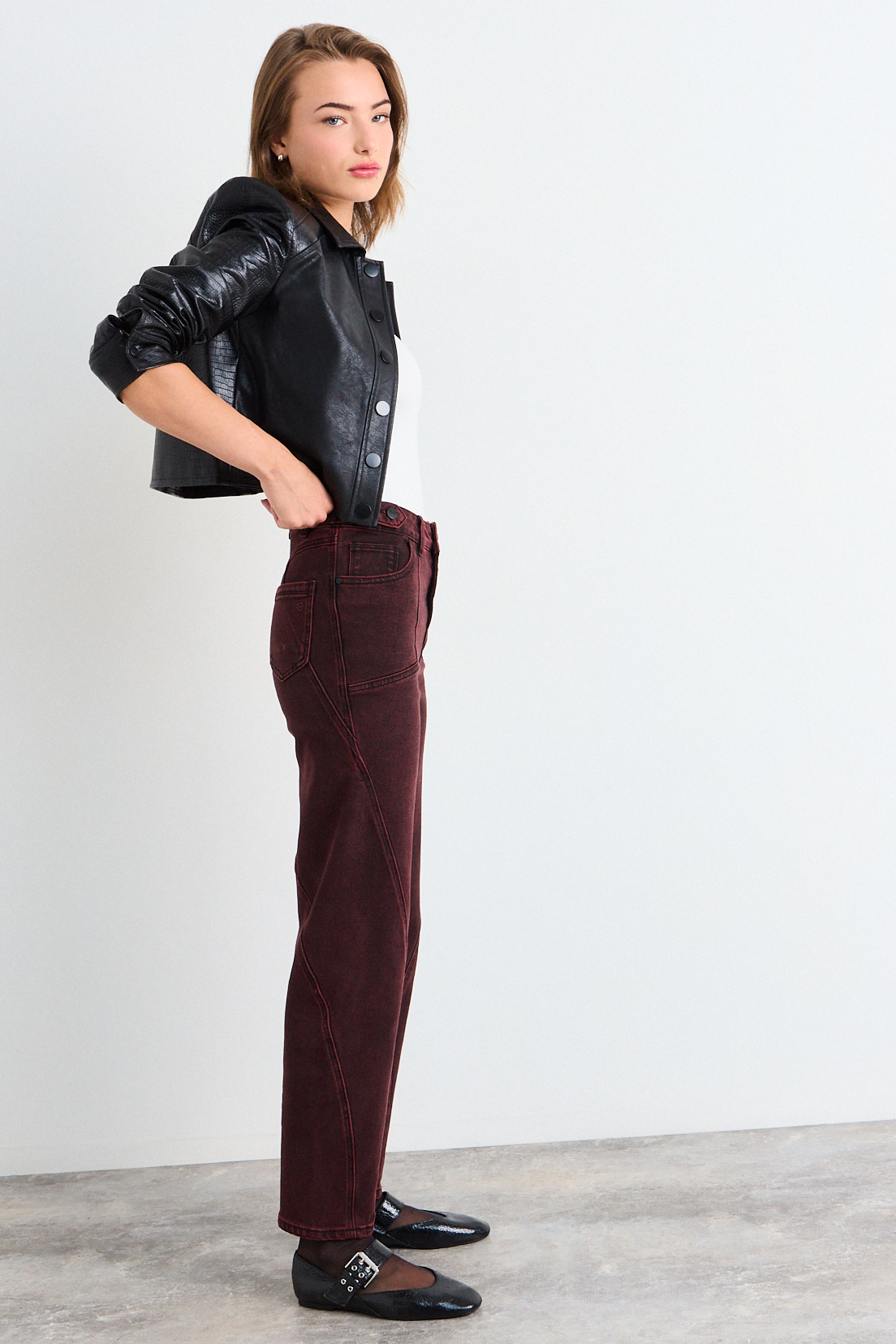 JEANS LISO BURDEOS MUJER IO - 5