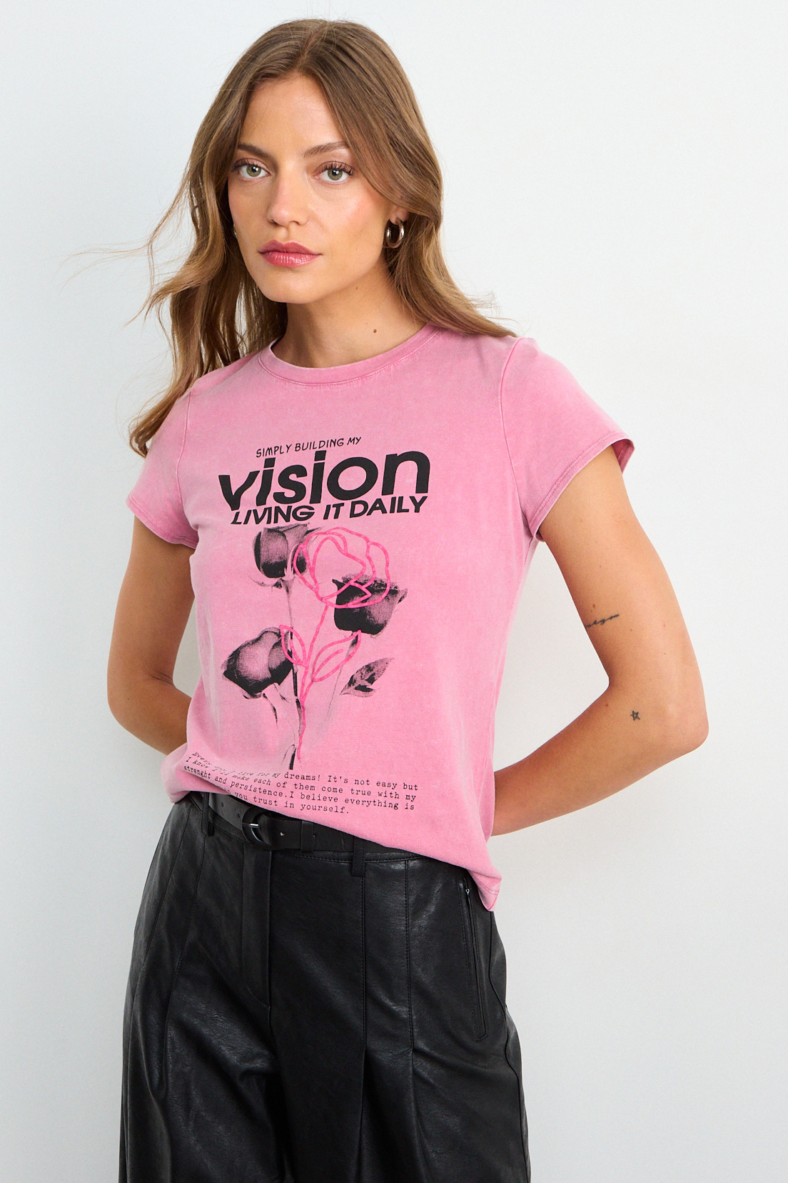POLERA ESTAMPADA ROSA MUJER IO - 1
