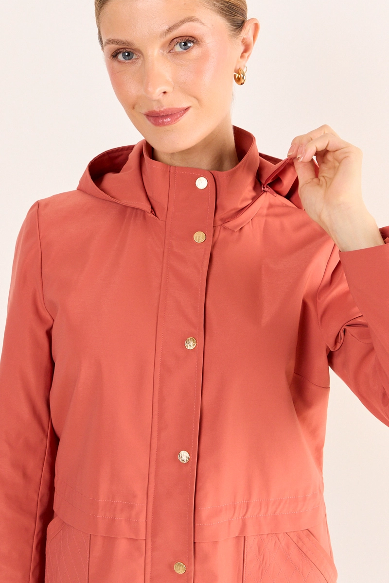 TRENCH SPORT CON GORRO TERRACOTA MUJER MAGRIFFE - 2