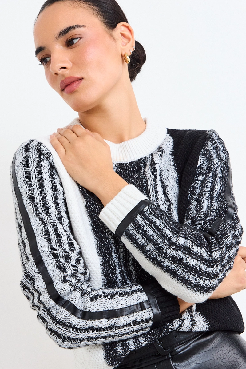 SWEATER FANTASIA NEGRO MUJER IO - 2
