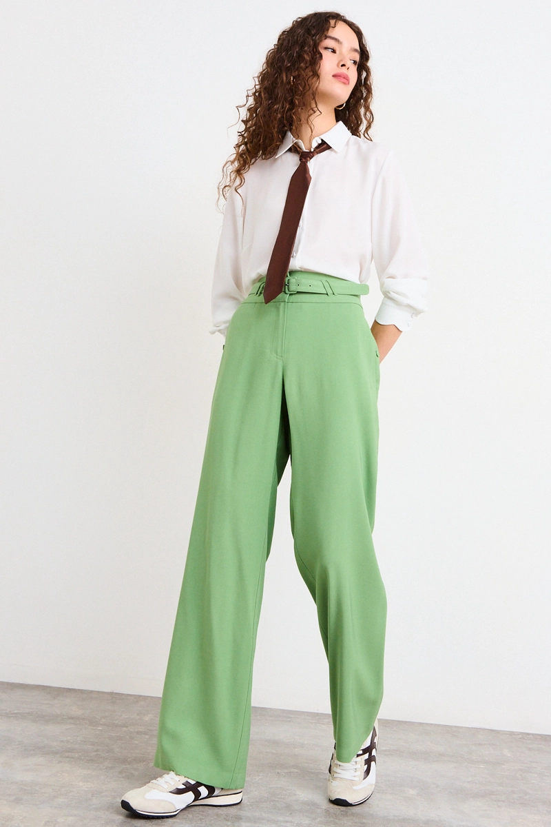 PANTALON LISO VERDE MUJER IO - 1