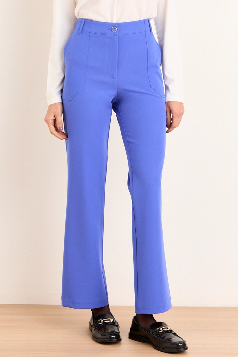 PANTALON RECTO CON BOLSILLOS PARCHE AZUL MUJER MA GRIFFE - 2