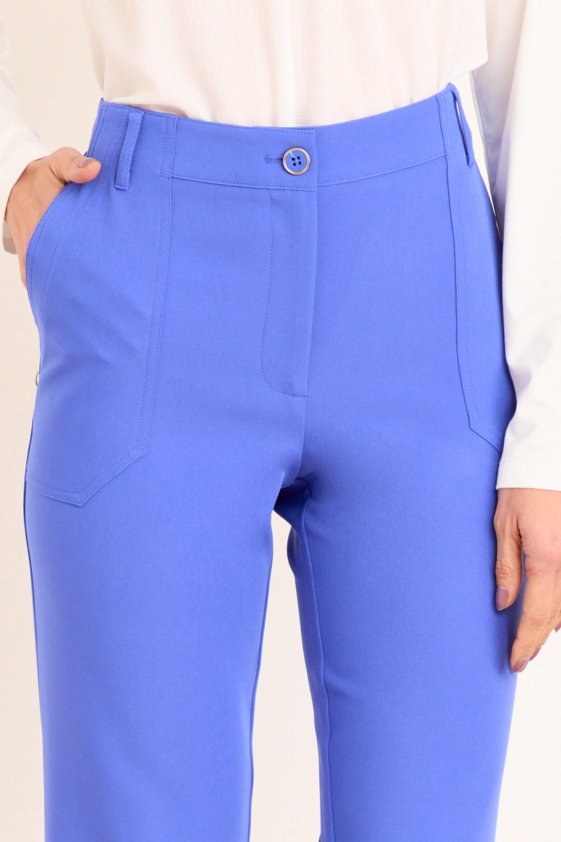 PANTALON RECTO CON BOLSILLOS PARCHE AZUL MUJER MA GRIFFE - 3