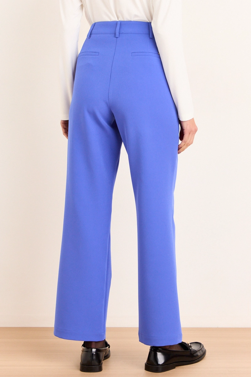 PANTALON RECTO CON BOLSILLOS PARCHE AZUL MUJER MA GRIFFE - 4