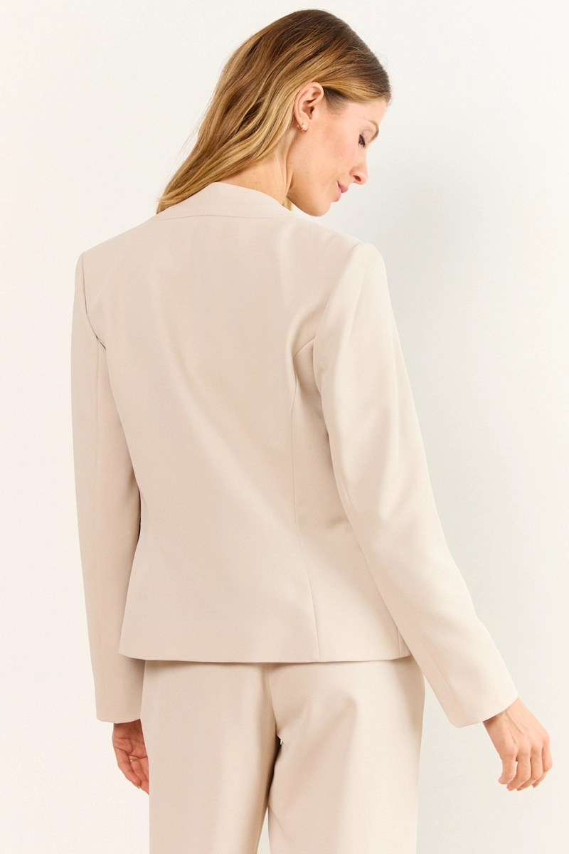 BLAZER LISO Y BOLSILLOS CON TAPA BEIGE MUJER MA GRIFFE - 3