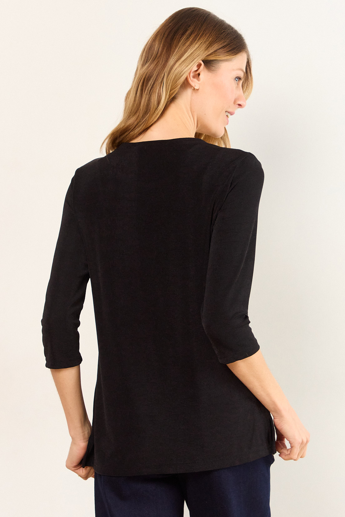 POLERA LISA DE MANGA 3/4 NEGRO MUJER MA GRIFFE - 4