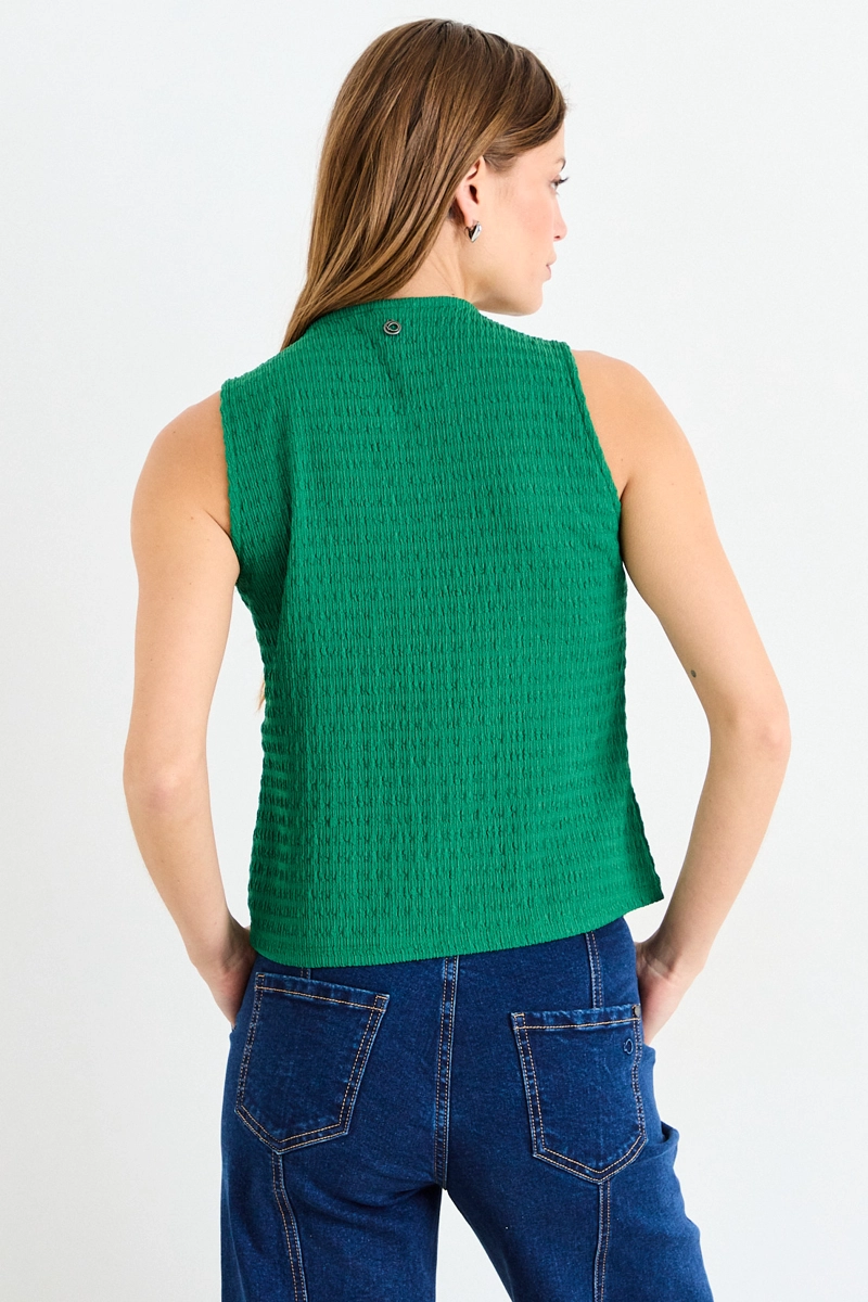POLERA SIN MANGAS LISA VERDE MUJER IO - 3