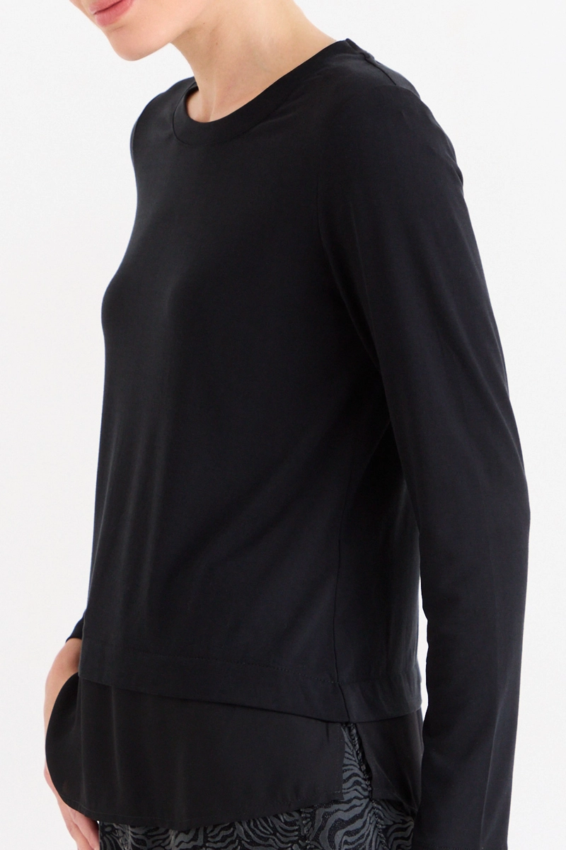 POLERA LISA NEGRO MUJER ASH - 2