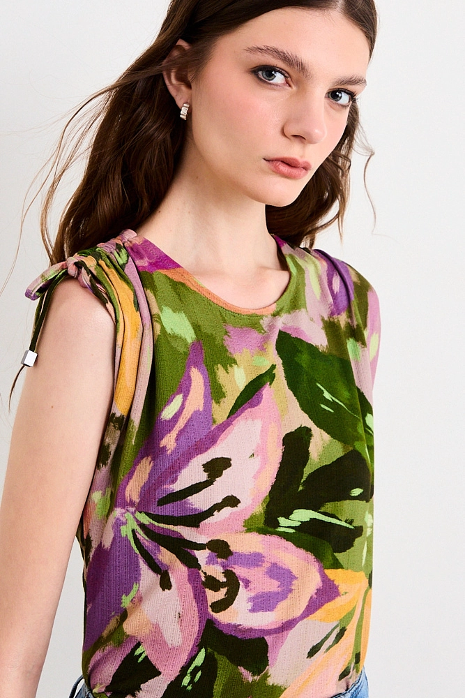 POLERA SIN MANGAS VERDE MUJER IO - 1