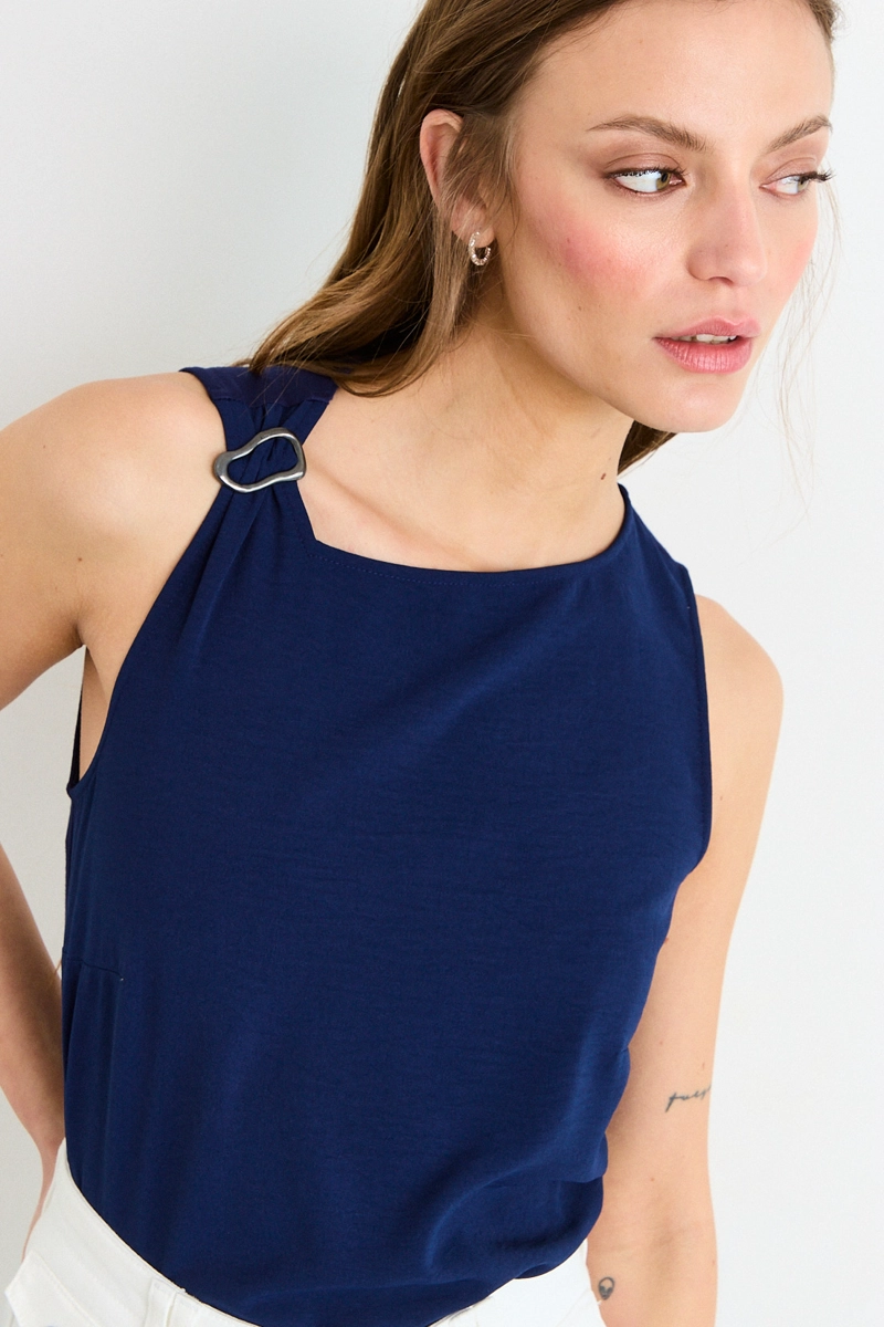 POLERA SIN MANGAS AZUL MUJER IO - 1