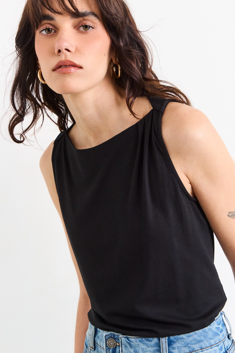 POLERA SIN MANGAS NEGRO MUJER IO XS