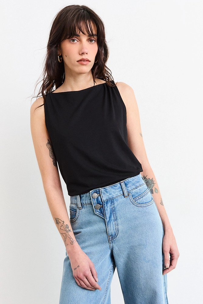 POLERA SIN MANGAS NEGRO MUJER IO - 2