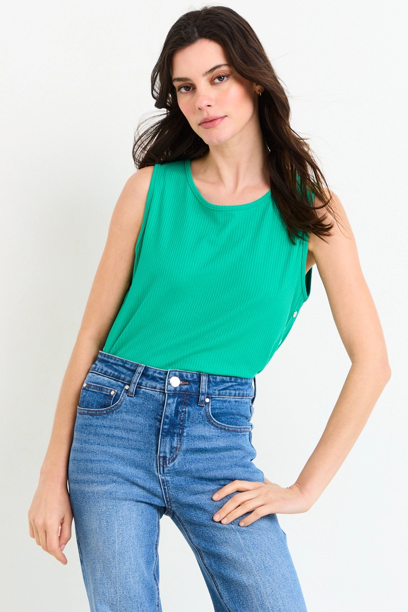 POLERA SIN MANGAS VERDE MUJER ASH - 1