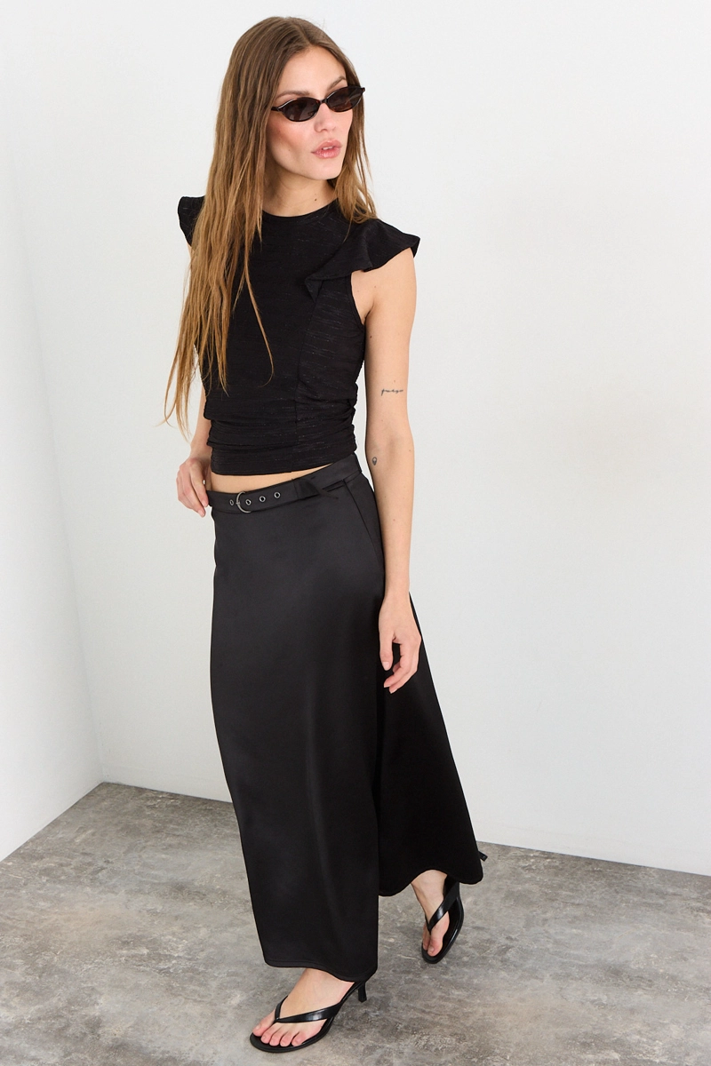 POLERA SIN MANGAS NEGRO MUJER IO - 4