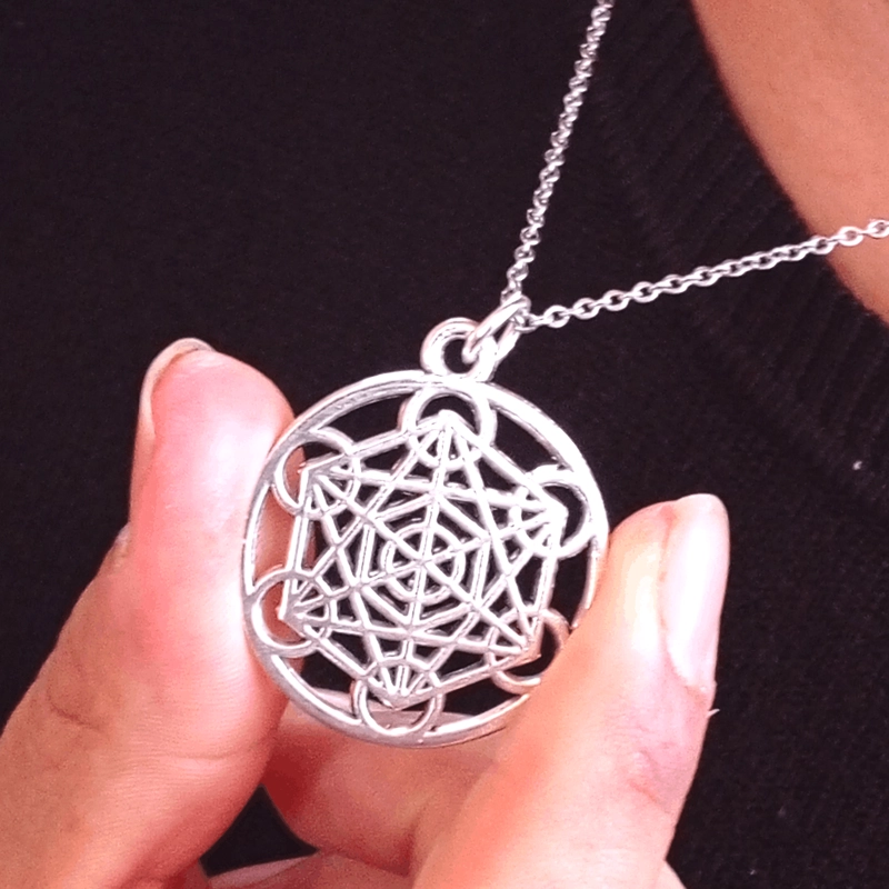 COLLAR CUBO METATRON GEOMETRIA SAGRADA ACERO INOXIDABLE