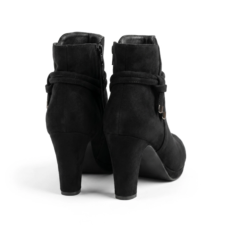 BOTIN GAMUZA TACO ALTO CON LAZO DECORATIVO - 5
