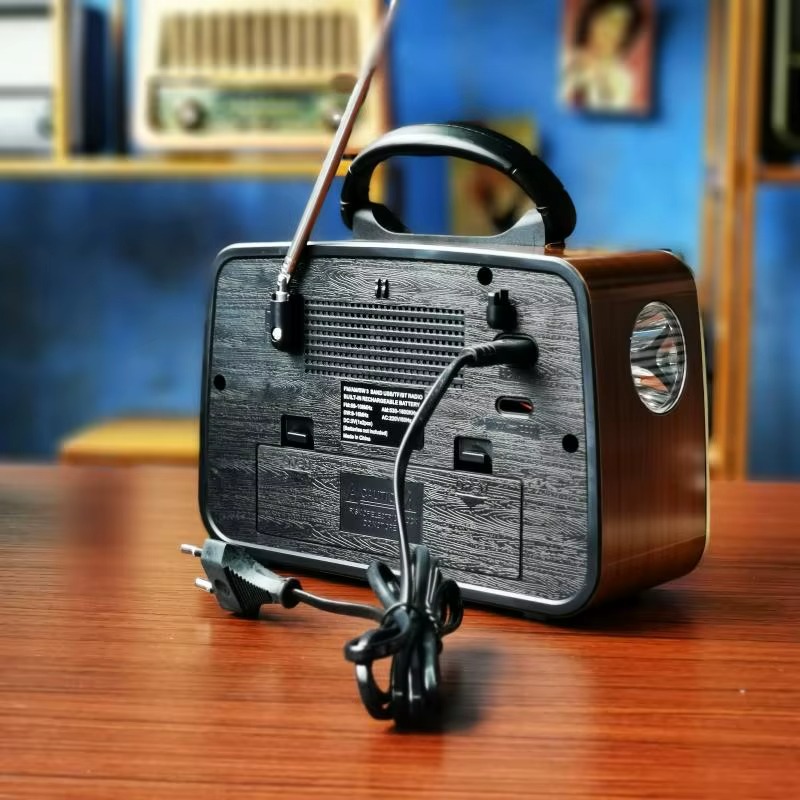 RADIO PORTÁTIL LINTERNA BLUETOOTH RECARGABLE Y A PILAS RETRO VINTAGE Café - 8