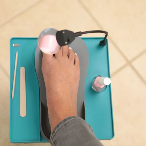 REPOSAPIÉS ANTIDESLIZANTE DISNEY PEDICURA LED RONDON VENTILADOR - 3