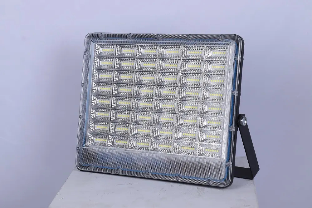 REFLECTOR LUCES INUNDACIÓN SOLAR IMPERMEABLE LED RONDON - 9