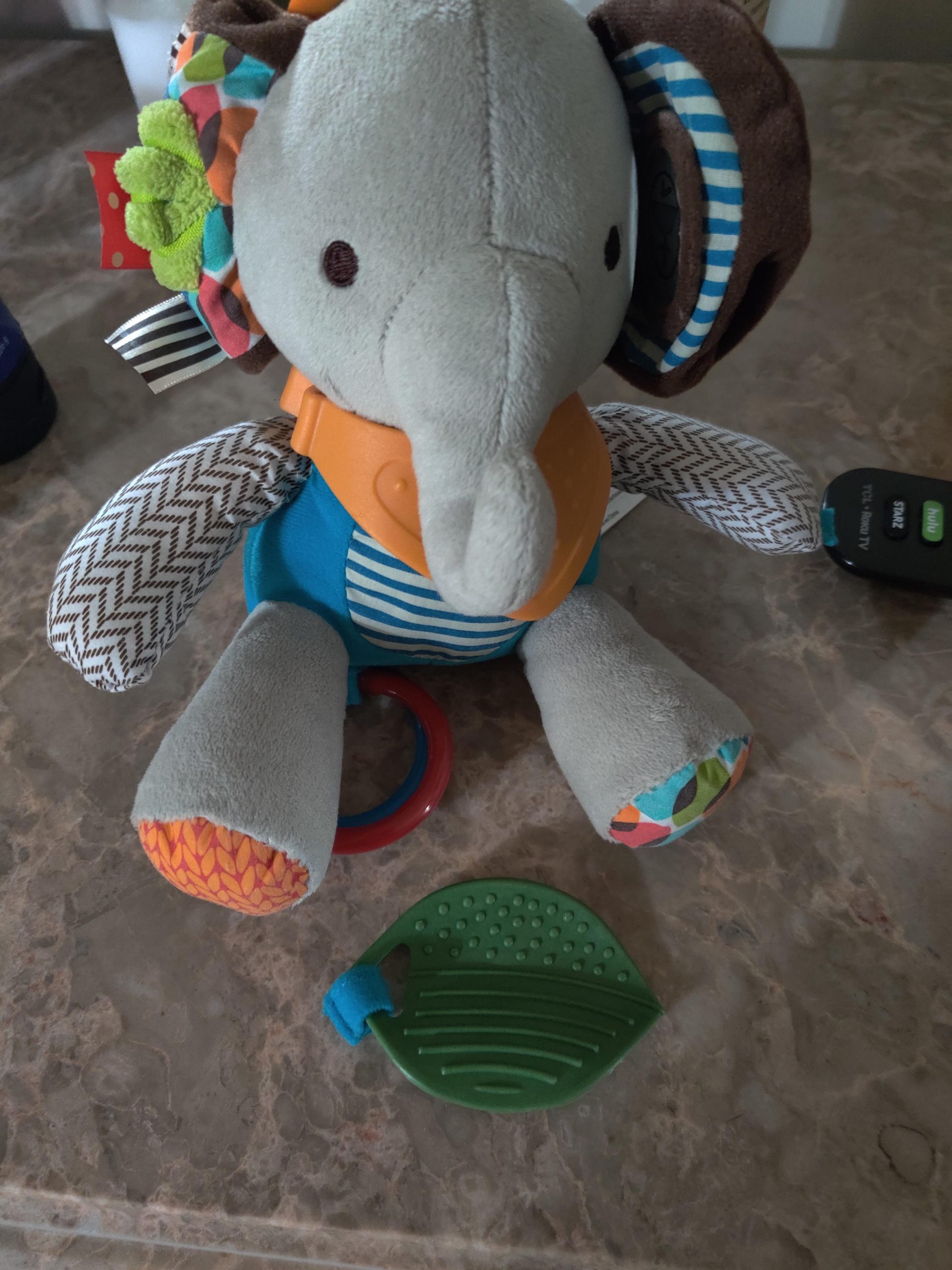 PELUCHE BEBE MULTIPLES TEXTURAS SONIDO FUNCION MORDER JER - 5