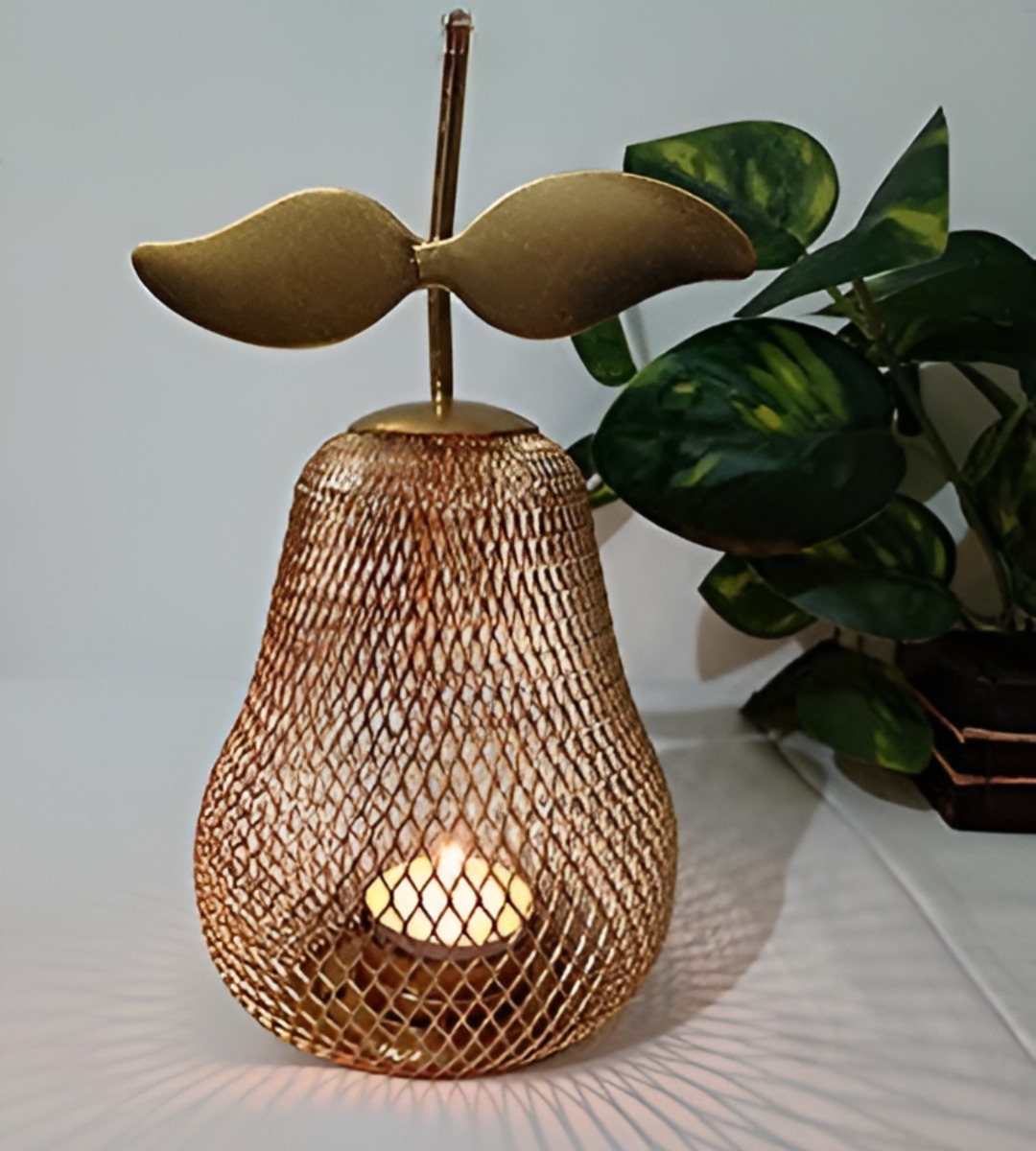 CANDELABRO PORTAVELAS PERA DORADA DECORATIVO FAROL 21CM JHN - 10