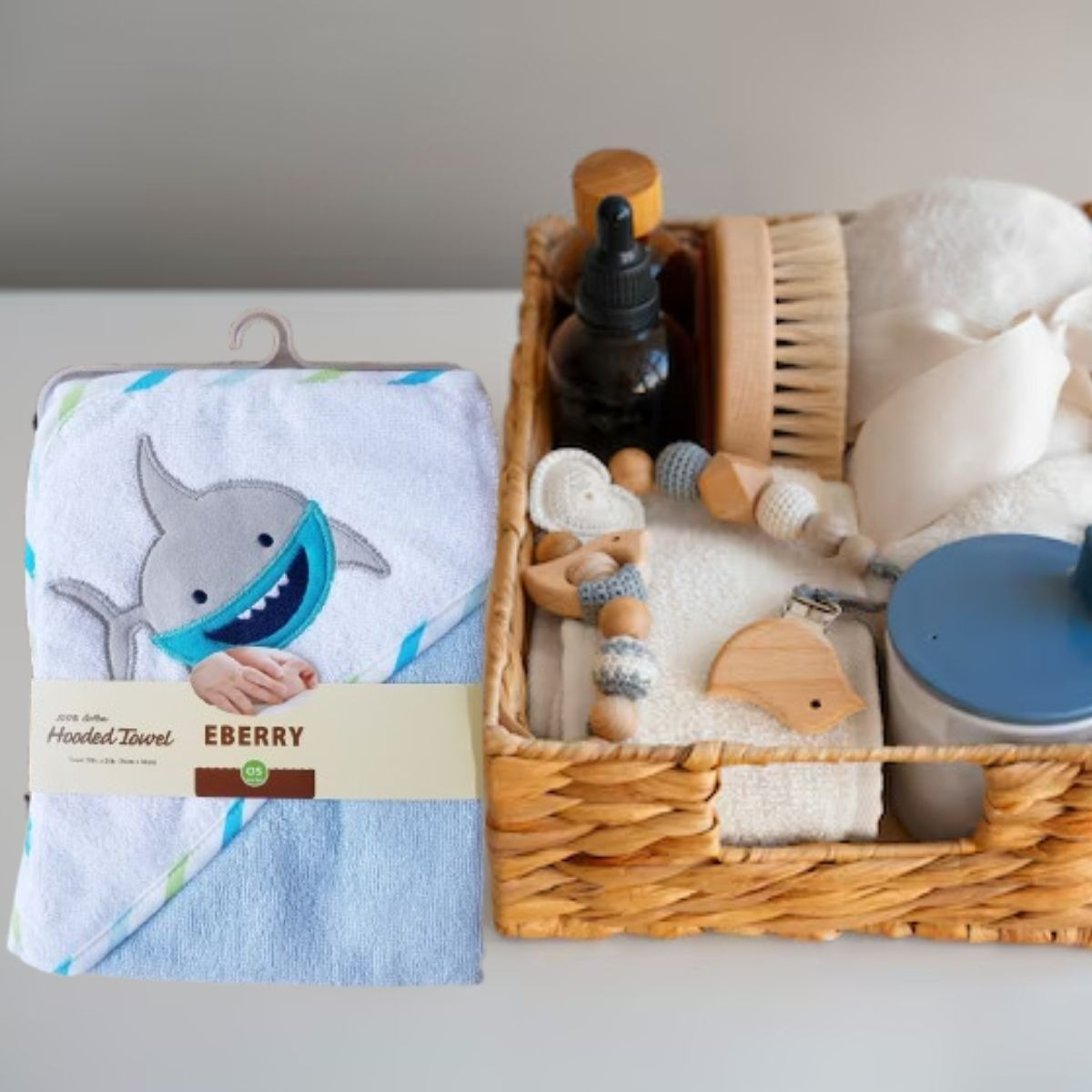 TOALLA DE BAÑO CON CAPUCHA + GUANTE SUAVE BEBE LAU - 9