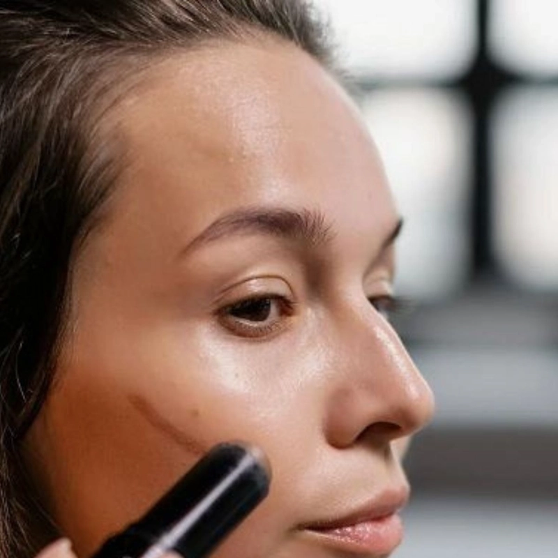 SET 2 BASE DE MAQUILLAJE + ILUMINADOR EN BARRA COSMETICO LAU - 3