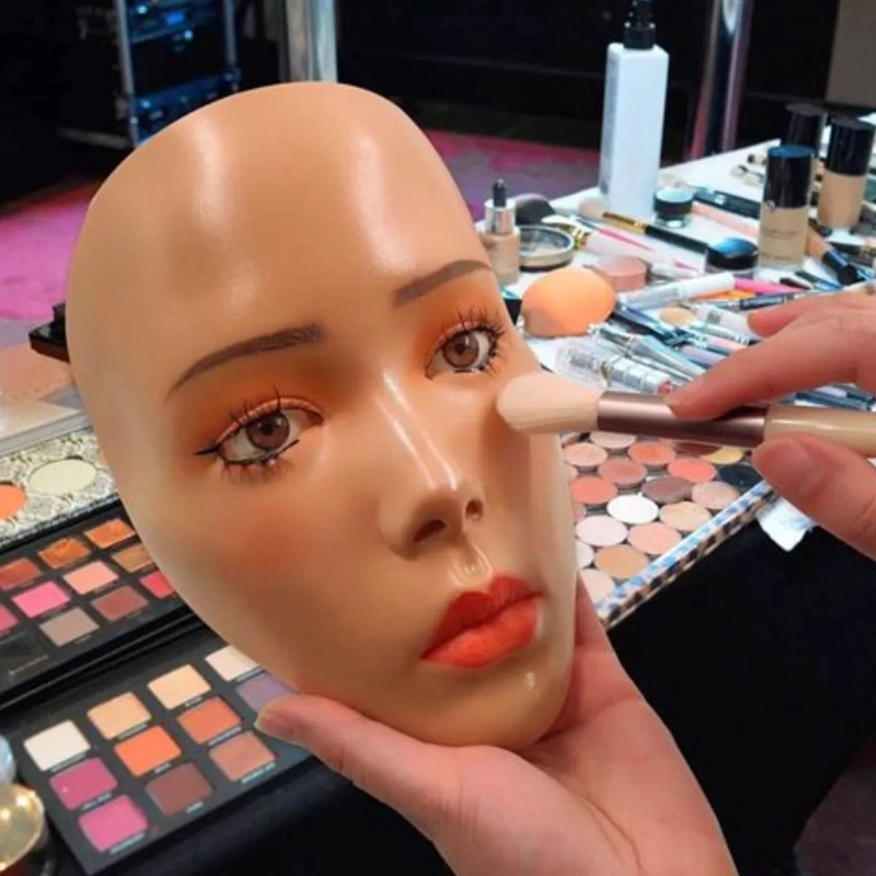 SET DE PRACTICA DE MAQUILLAJE ROSTRO GRANDE DE SILICONA LAU - 1