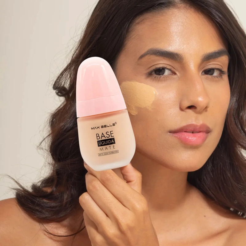 BASE MAQUILLAJE LIQUIDA CONTROL BRILLO ALTA COBERTURA ALJ - 4
