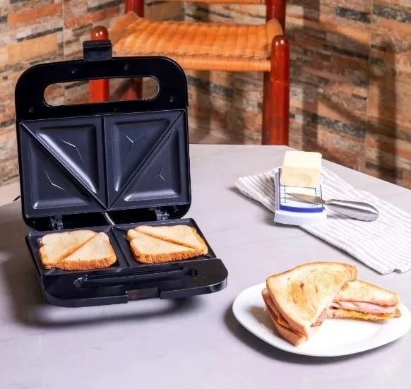 MÁQUINA SANDWICHES TRIANGULARES TOSTADORA PAN RONDON CAPACIDAD 2 - 1