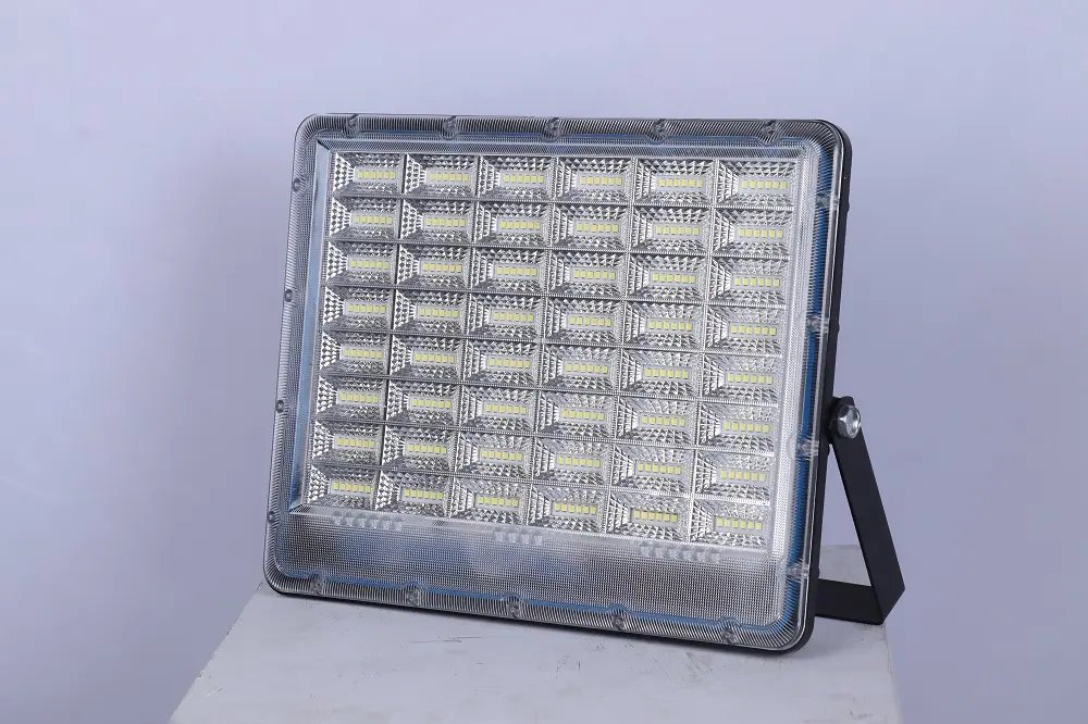 REFLECTOR LUCES INUNDACIÓN SOLAR IMPERMEABLE LED RONDON - 9