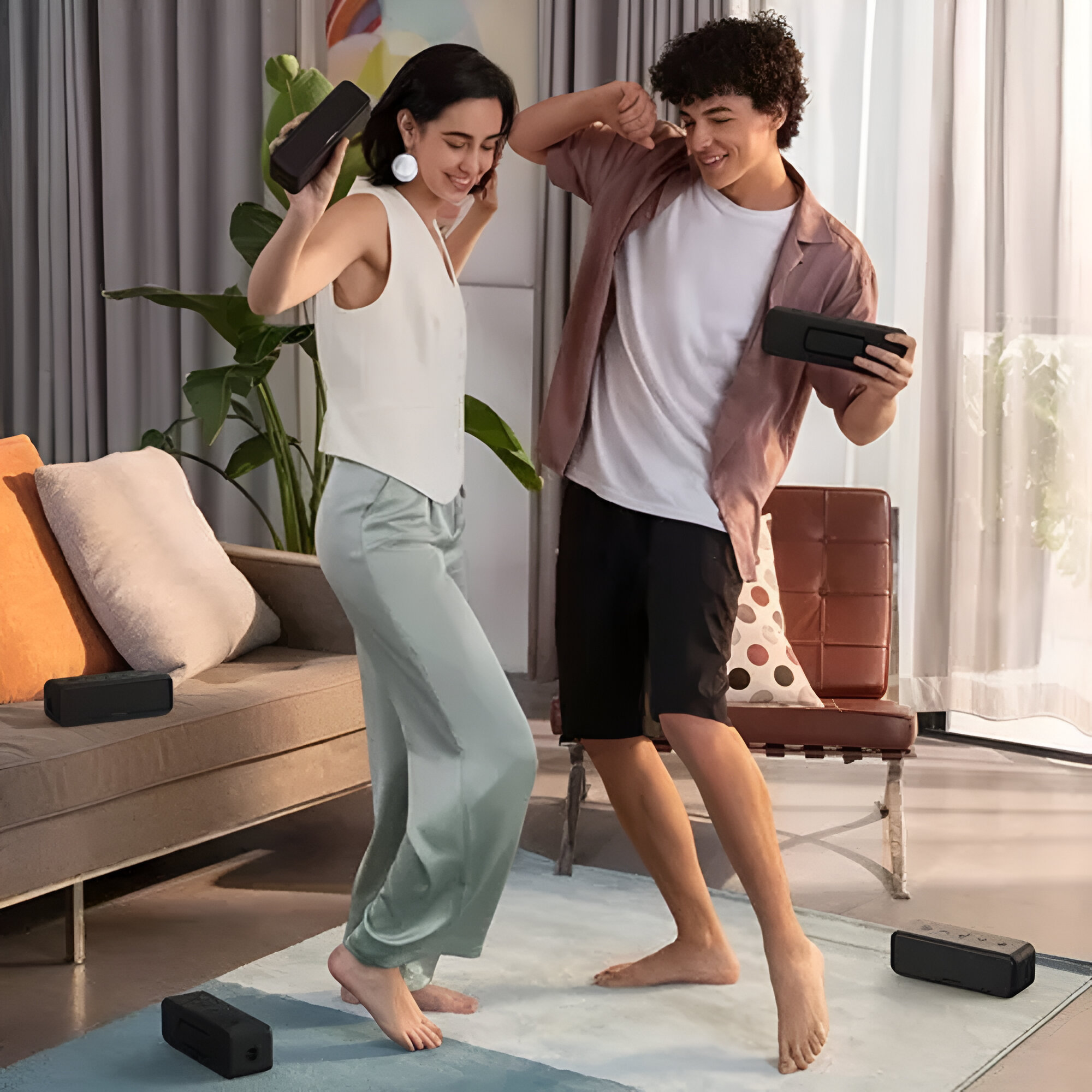 PARLANTE PORTATIL INALAMBRICO MANO BLUETOOTH LAU - 4