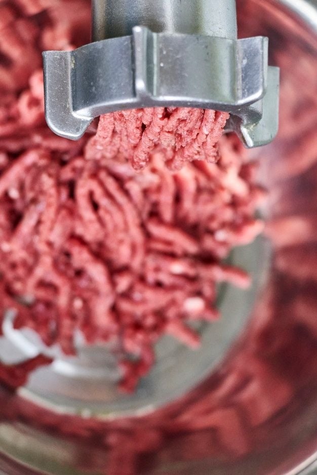 MÁQUINA ELÉCTRICA MOLEDORA PICADORA CARNE PROCESADORA JHN - 9