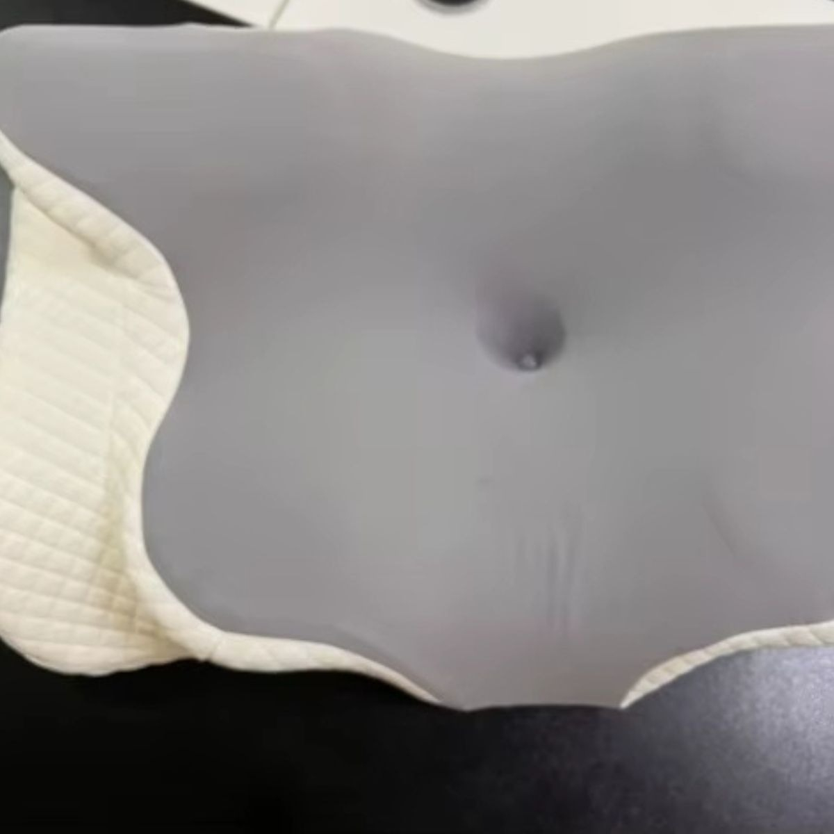 ALMOHADA ORTOPEDICA CERVICAL FORMA MARIPOSA ERGONOMICA LAU - 7