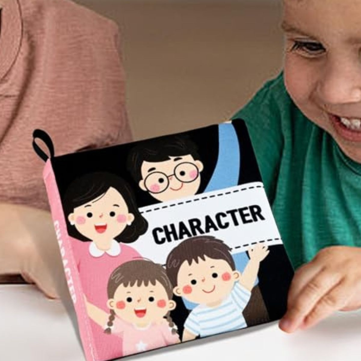 SET 4 JUGUETES LIBRO DE TELA SENSORIAL BILINGÜE NIÑOS LAU - 10