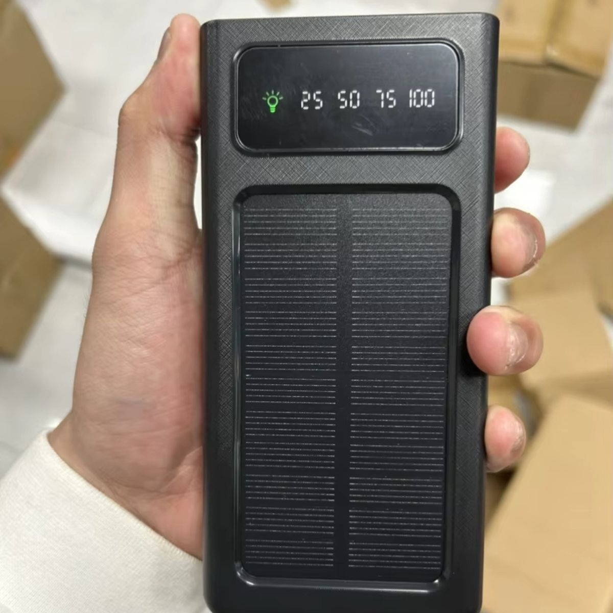 CARGADOR PORTATIL SOLAR LINTERNA LED PANTALLA DIGITAL JHN - 5