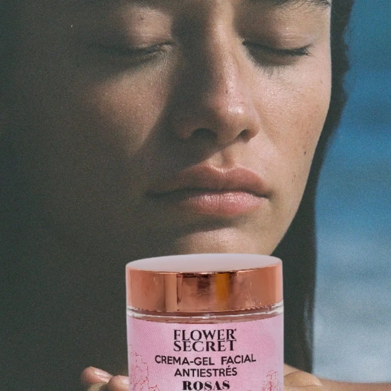 SET 2 CREMAS FACIAL DE GEL ANTIESTRES DE ROSAS BELLEZA LAU - 7