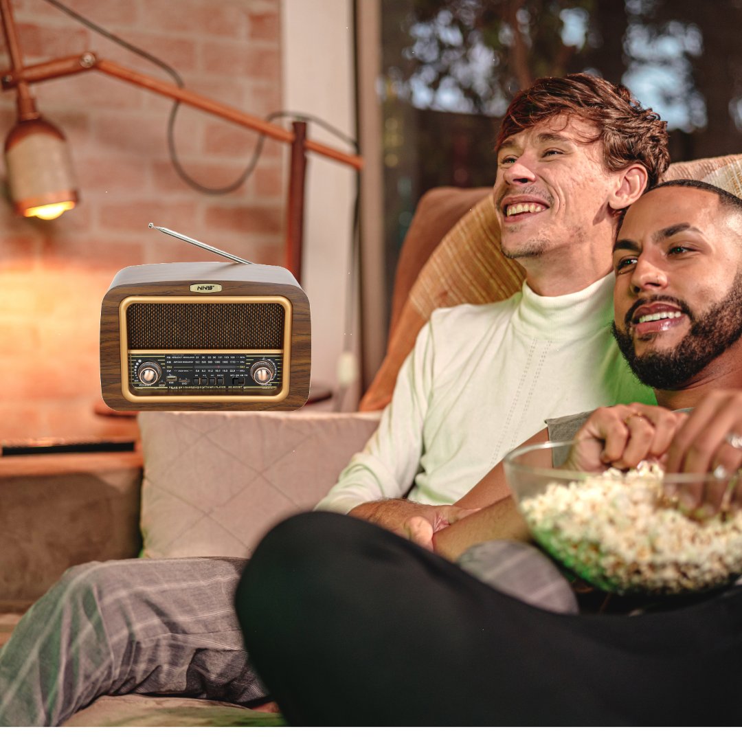PARLANTE RADIO VINTAGE BLUETOOTH RETRO AUDIO LAU - 4