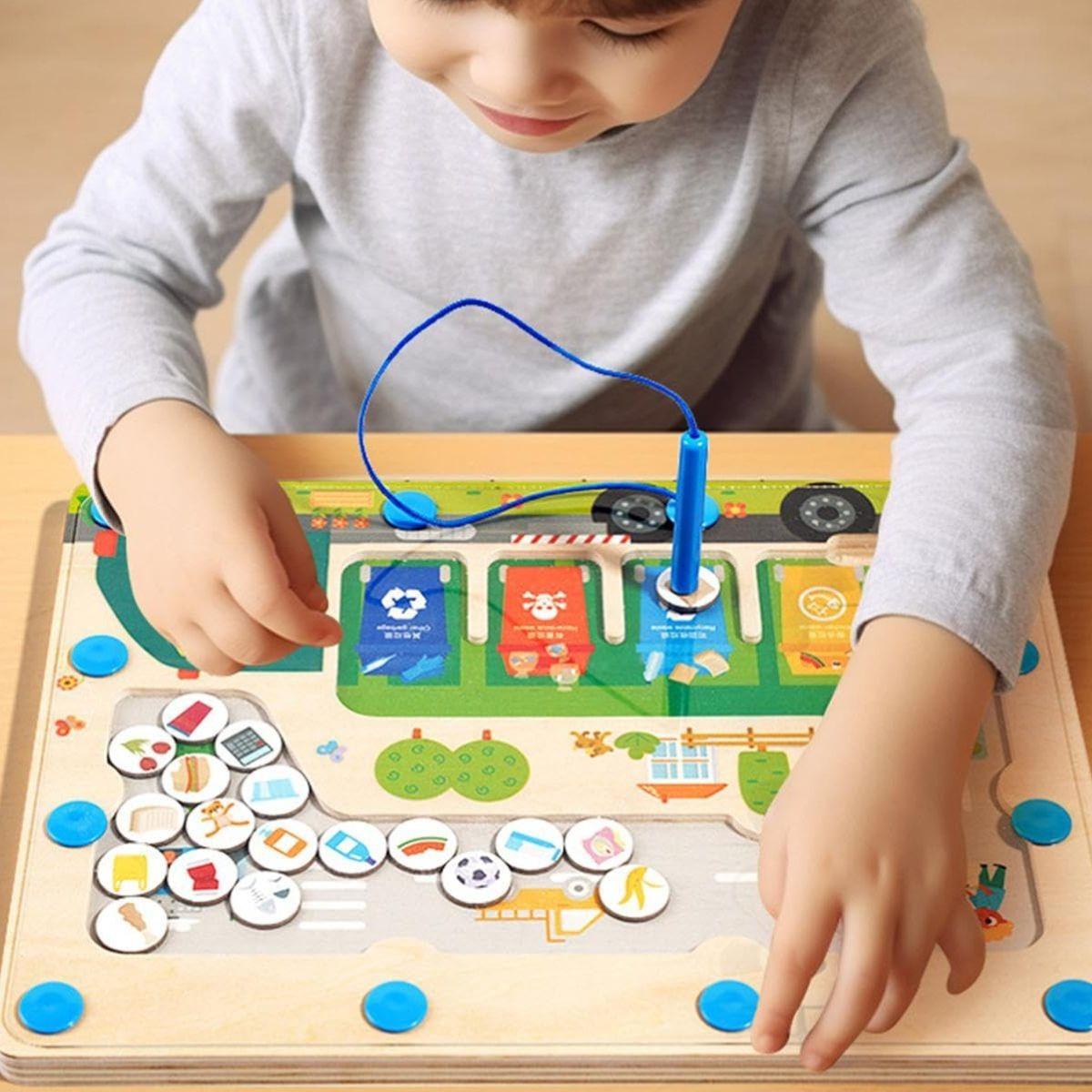 JUGUETE ROMPECABEZAS DE MONTESSORI LABERINTO MAGNETICO LAU - 10