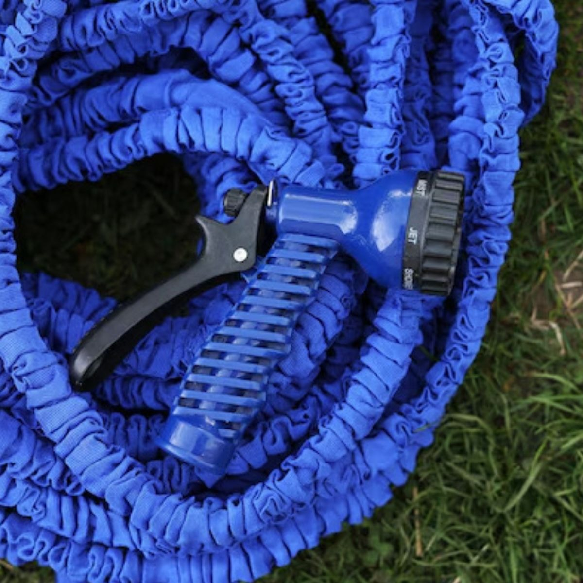 MANGUERA DE JARDIN FLEXIBLE EXPANSIBLE RESISTENTE HOGAR LAU - 10