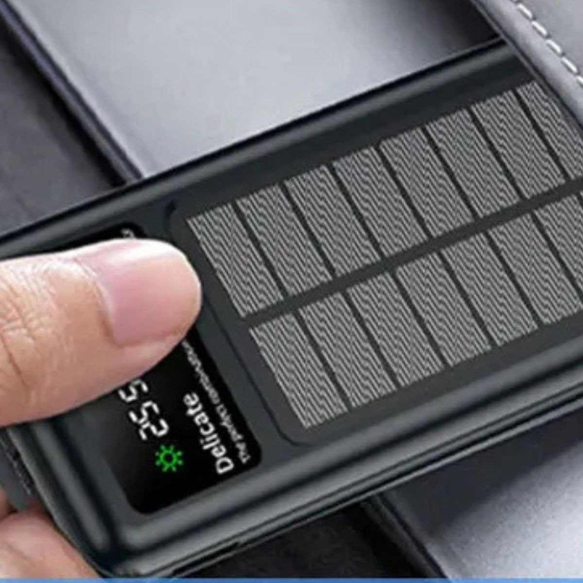 CARGADOR PORTATIL SOLAR DOBLE PUERTO USB PANTALLA LED JHN - 2