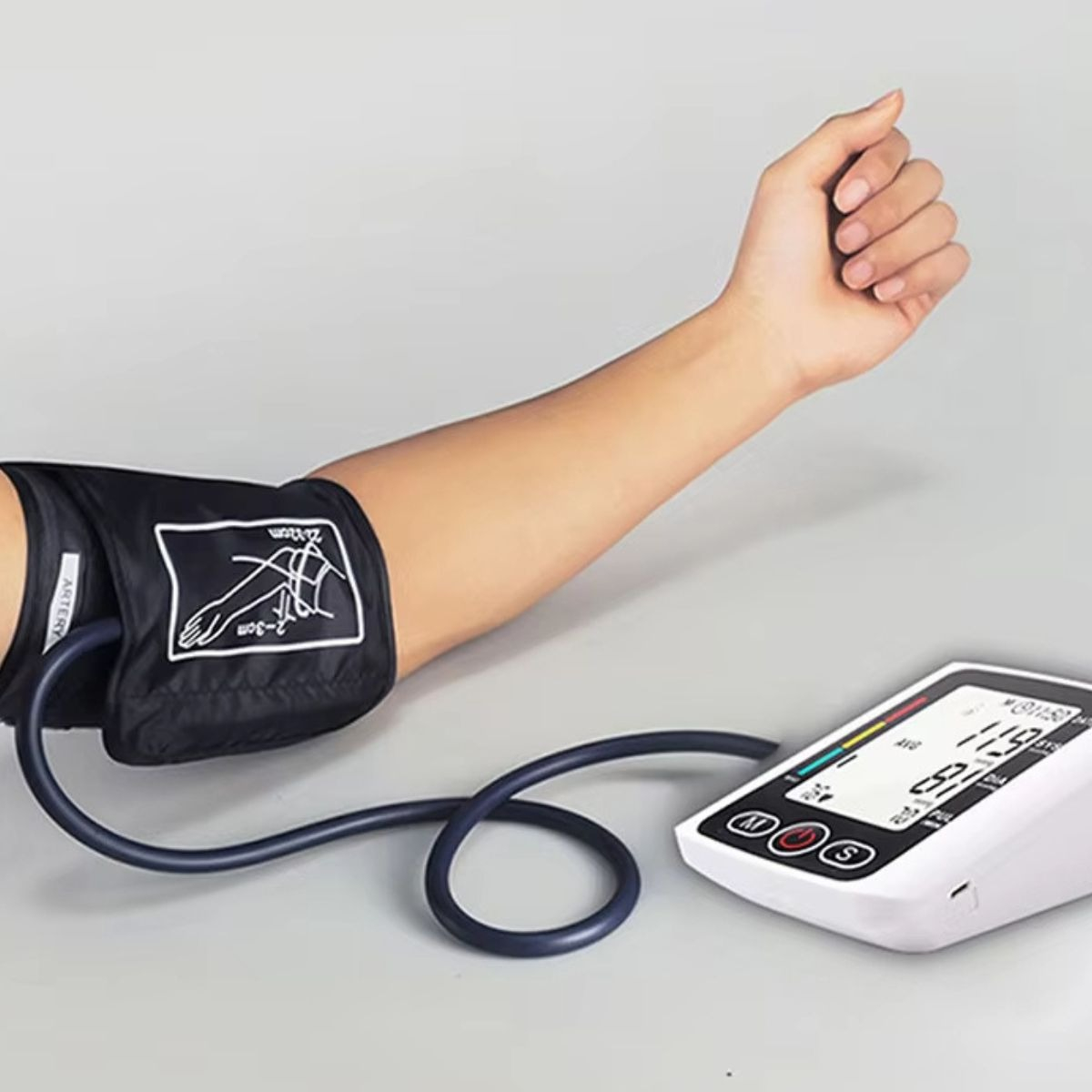 TENSIOMETRO DIGITAL PRESION ARTERIAL MONITOR SALUD LAU - 3