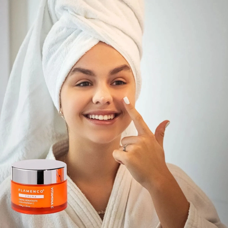 CREMA FACIAL HIDRATANTE VITAMINA C ILUMINADORA LAU - 2
