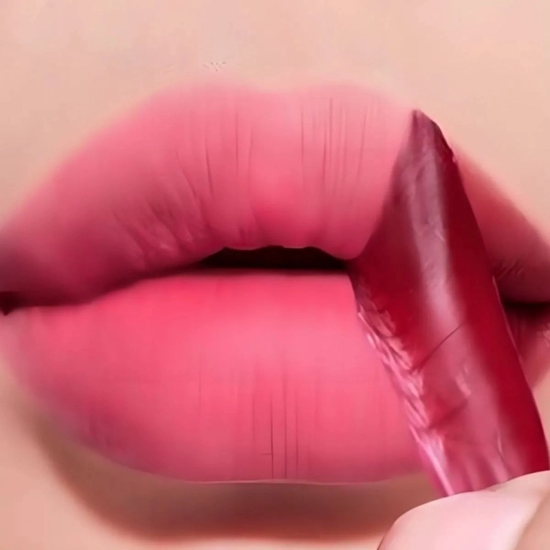 PACK 24 BRILLOS LABIALES TINTA DESPEGABLE LOOK VIBRANTE LAU - 3