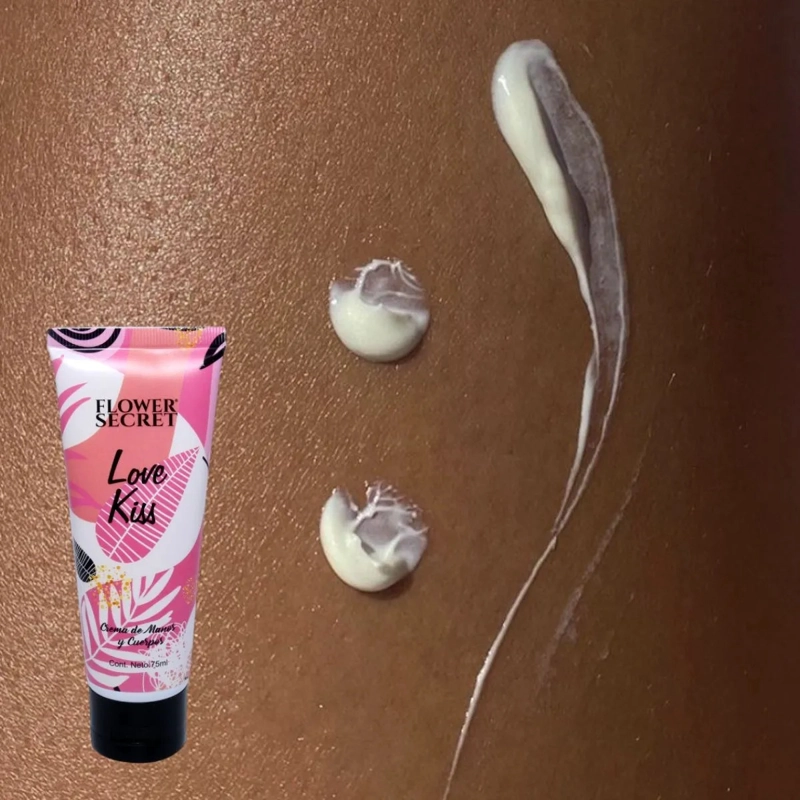 PAQ 12 CREMAS DE MANOS Y CUERPO LOVE KISS DULCE GLITTER LAU - 7