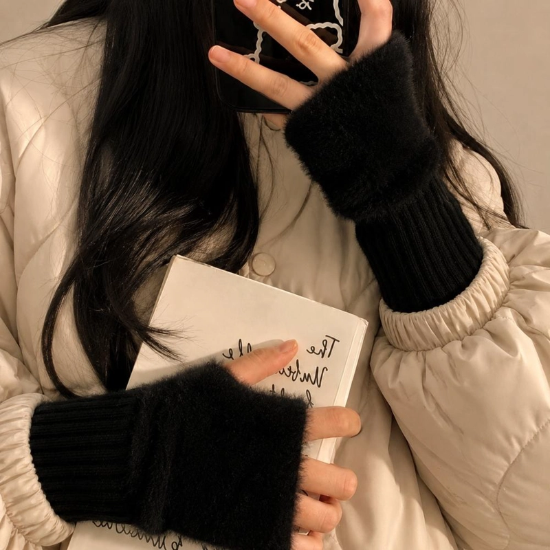 GUANTES SUAVES  DE INVIERNO SIN DEDOS MEDIO DEDO ESPONJOSO - NEGRO - 3