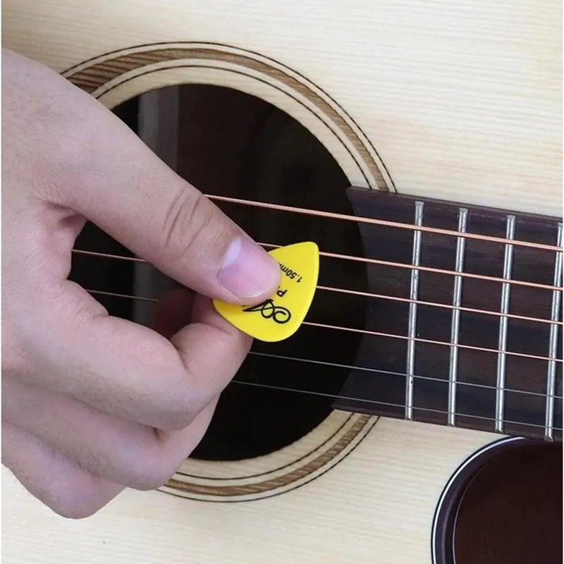 SET 50 UÑETAS GUITARRA  MULTICOLOR CON ORGANIZADOR  PLASTICO - 5
