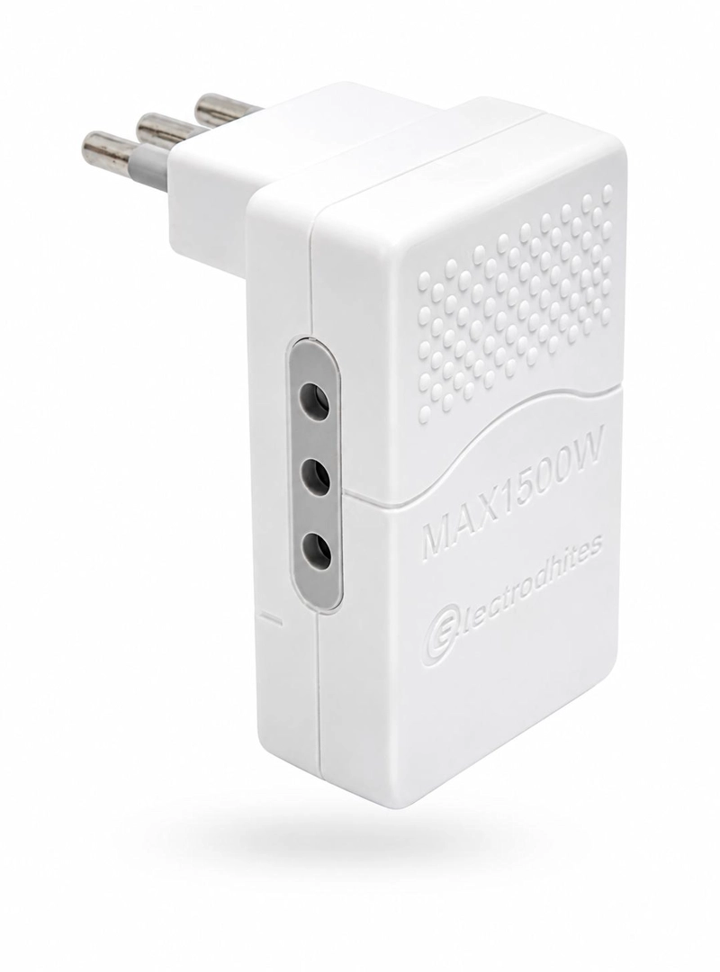 ADAPTADOR TRIPLE SALVAESPACIO 10A BLANCO HALUX. - 1
