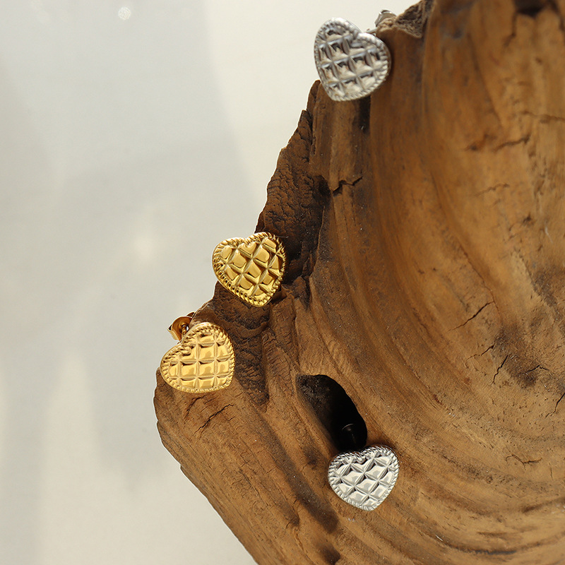 AROS LUX JOYAS BAÑO ORO AMARILLO 18K PEGADOS CORAZÓN DISEÑO - 2
